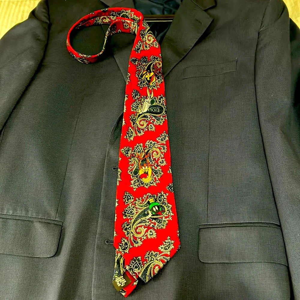 Looney tunes mania tie - Picture 2 of 4